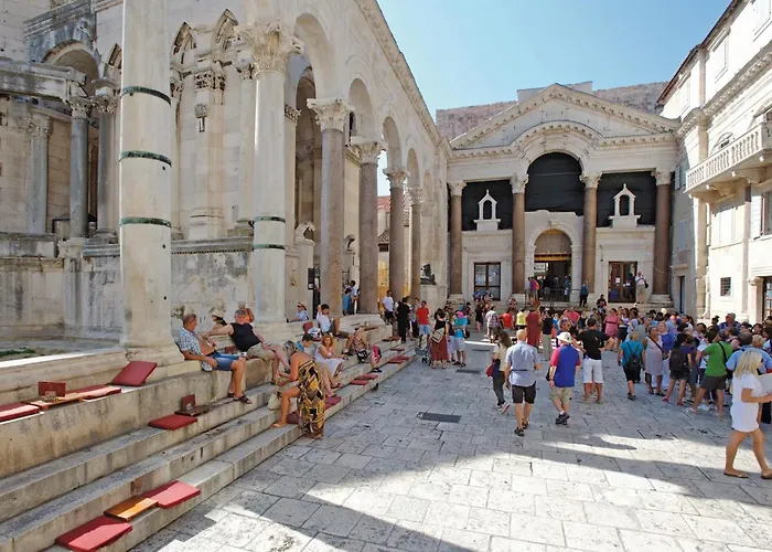 Διαμέρισμα Cozy In *